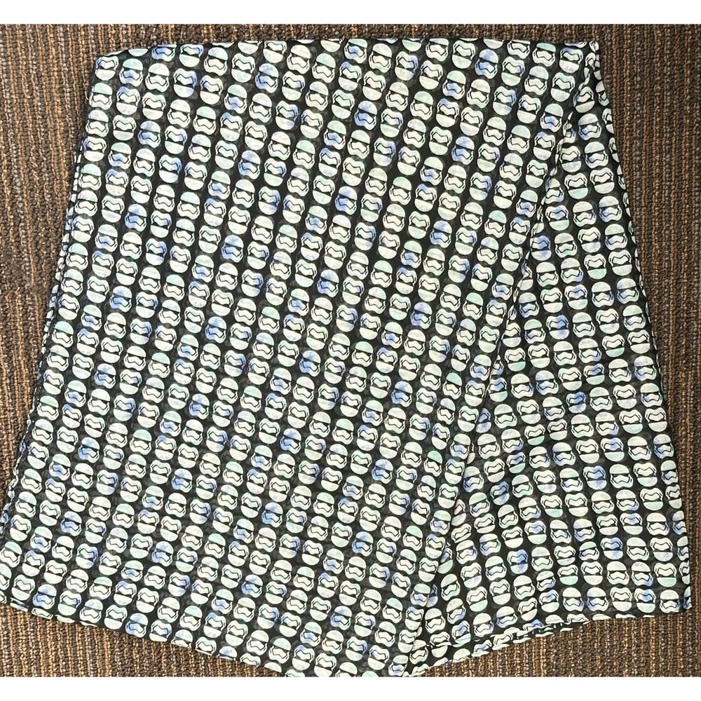 Disney Star Wars Storm Troopers all over print 23" x 63" lightweight scarf